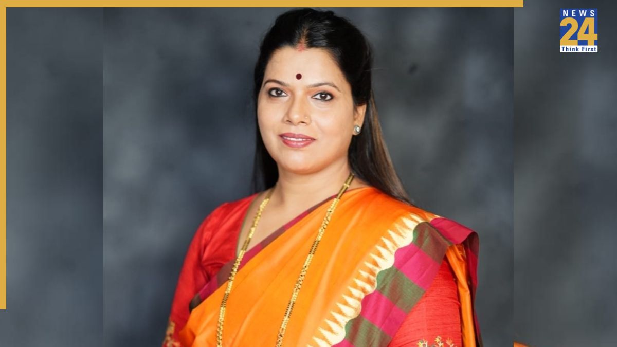 Ritu Tawde Who is Ritu Tawde? BJP’s senior corporator set to become BMC Mayor, had won ward dominated by…